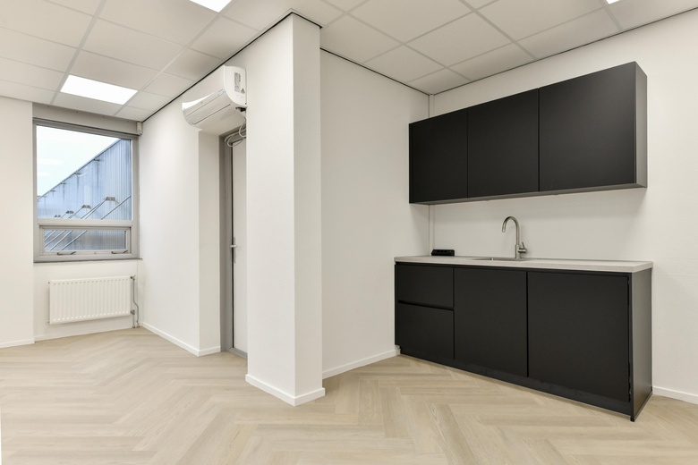 KantoorruimteaanShannonweg 11<br/> inSchiphol