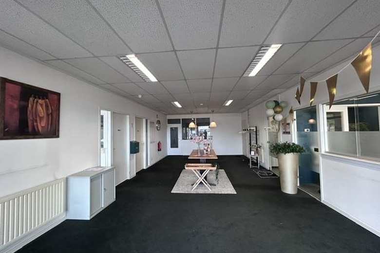 Bedrijfsruimte Roosendaal - Schotsenbossenstraat 8 - Foto 3