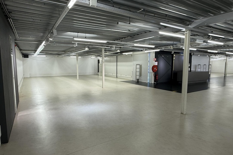 WinkelruimteaanMoriaanseweg Oost 76 b<br/> inHellevoetsluis WinkelruimteaanMoriaanseweg Oost 76 b<br/> inHellevoetsluis
