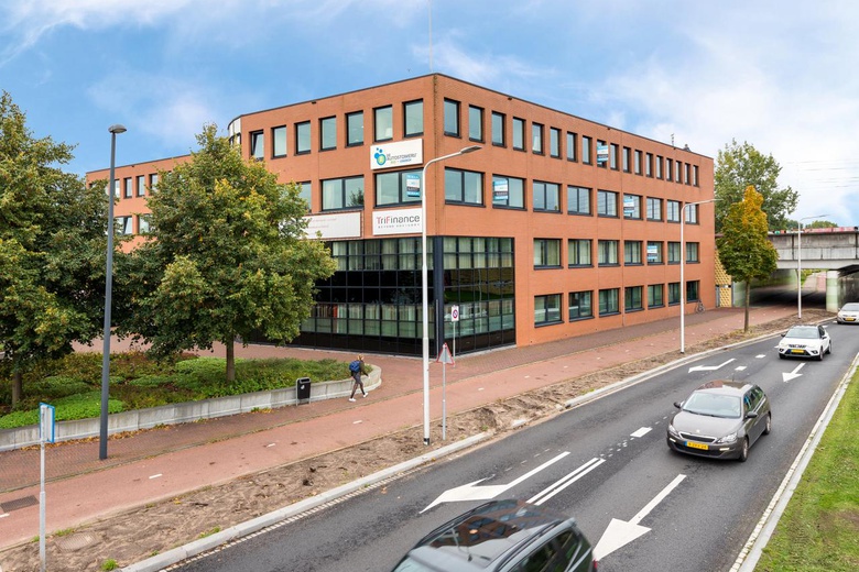 KantoorruimteaanStationsplein 1<br/> inZwijndrecht