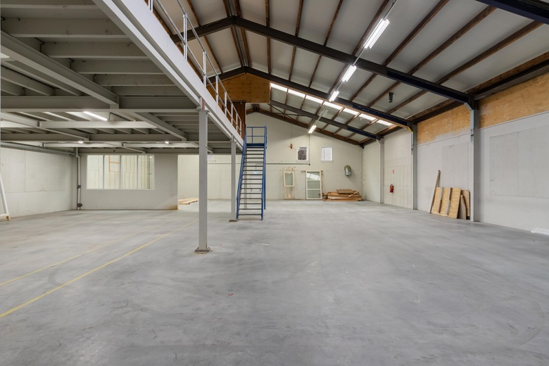 BedrijfsruimteaanZuidplasstraat 6<br/> inMoerkapelle