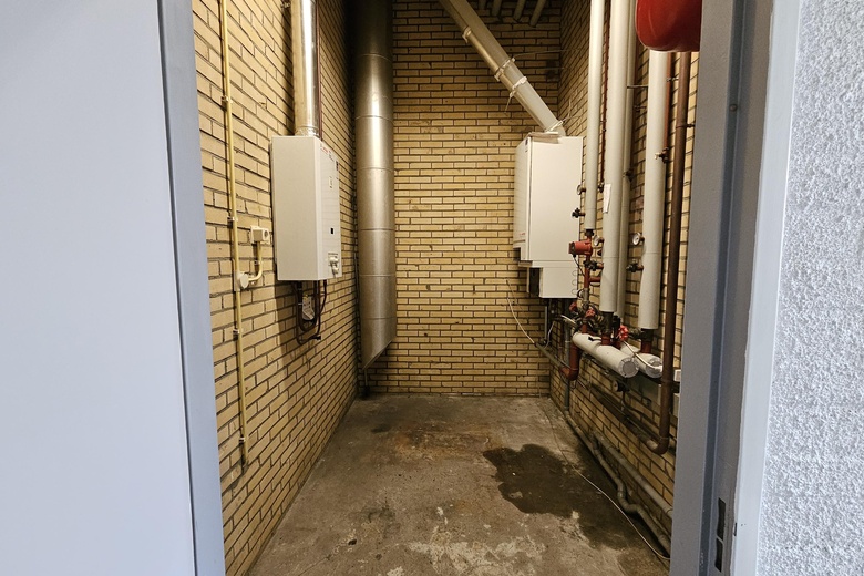 BedrijfsruimteaanNijverheidsstraat 16<br/> inEmmen