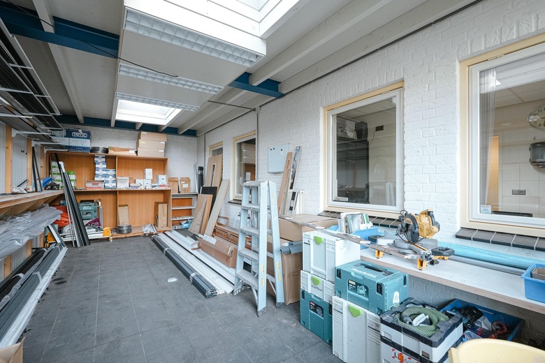 BedrijfsruimteaanBreedijk 19<br/> inHelmond BedrijfsruimteaanBreedijk 19<br/> inHelmond