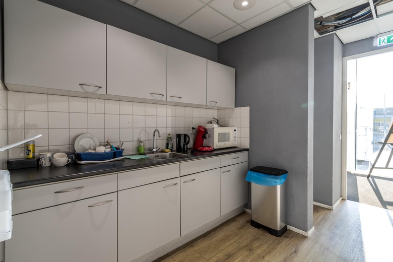 BedrijfsruimteaanRijnlanderweg 766 A<br/> inHoofddorp BedrijfsruimteaanRijnlanderweg 766 A<br/> inHoofddorp