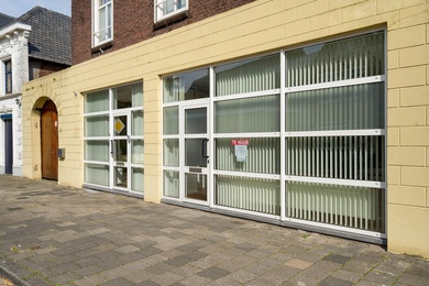 Bekijk foto 2 van Biest 76