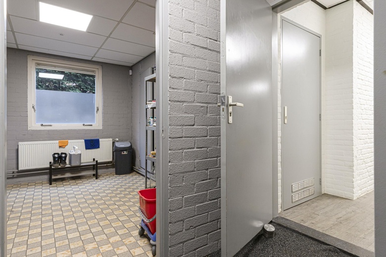 BedrijfsruimteaanKalkovenweg 14<br/> inAlphen aan den Rijn