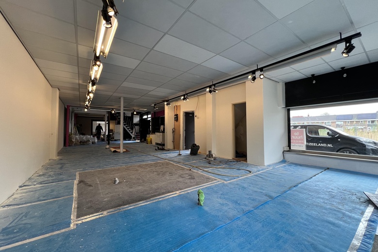 WinkelruimteaanBurgemeester Winklerplein 20<br/> inSliedrecht