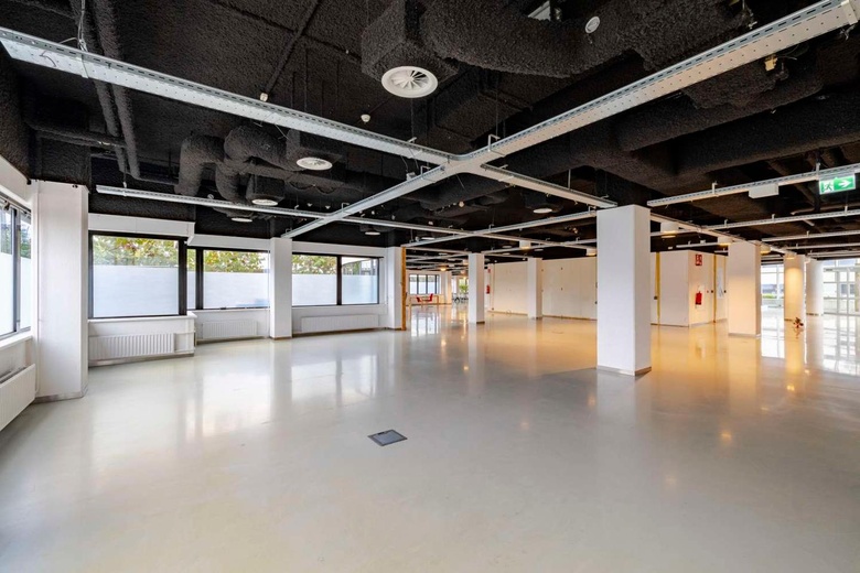 KantoorruimteaanLuttenbergweg 8<br/> inAmsterdam KantoorruimteaanLuttenbergweg 8<br/> inAmsterdam