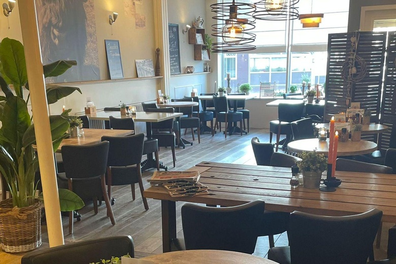 HorecaaanEenhoornplantsoen 8<br/> inOostburg