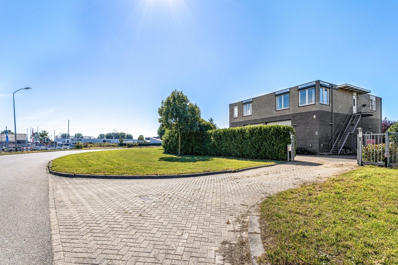 BedrijfsruimteaanVaartweg 64<br/> inLelystad