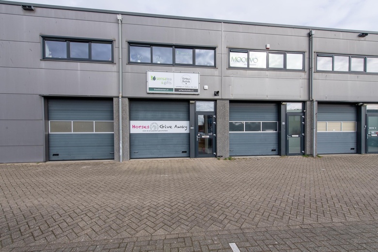 Bekijk foto Bedrijfsruimte aan de Samsonweg 26 D in Wormerveer
