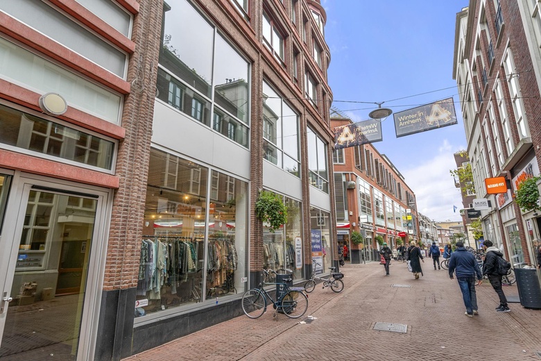 WinkelruimteaanDwingelstraat 8<br/> inArnhem WinkelruimteaanDwingelstraat 8<br/> inArnhem