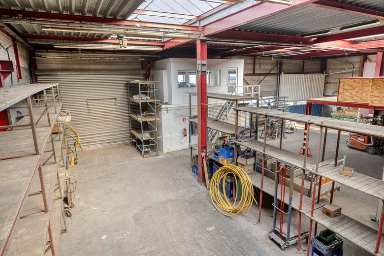 BedrijfsruimteaanIndustrieweg 2 E<br/> inMaassluis BedrijfsruimteaanIndustrieweg 2 E<br/> inMaassluis