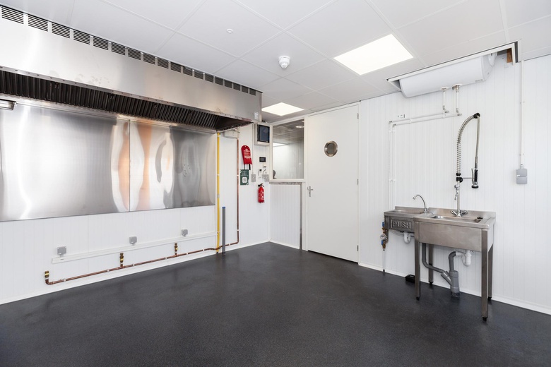 BedrijfsruimteaanDuivendrechtsekade 71<br/> inAmsterdam