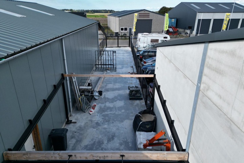 BedrijfsruimteaanAmbachtsweg 1 a<br/> inEede