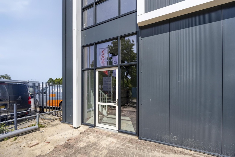 BedrijfsruimteaanLorentzstraat 37<br/> inHarderwijk BedrijfsruimteaanLorentzstraat 37<br/> inHarderwijk
