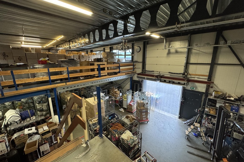 BedrijfsruimteaanKleine Steng 3<br/> inWestzaan