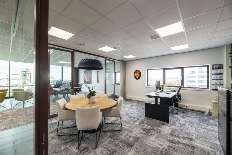 KantoorruimteaanWaalhaven O.z. 85<br/> inRotterdam