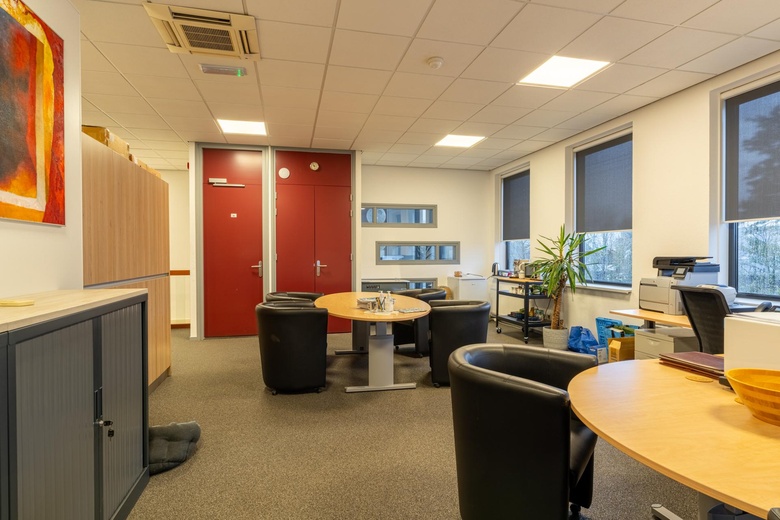 KantoorruimteaanIppelseweg 15 b<br/> inNieuwendijk KantoorruimteaanIppelseweg 15 b<br/> inNieuwendijk