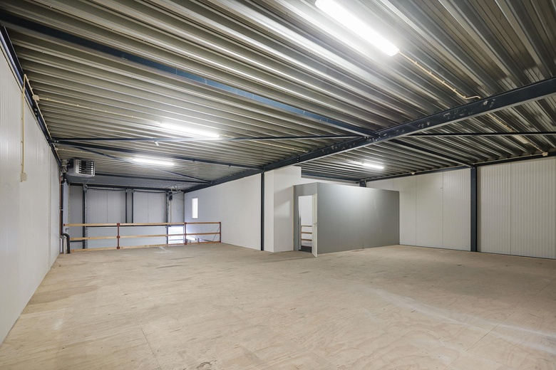 BedrijfsruimteaanAngstelpark 201<br/> inNieuwersluis