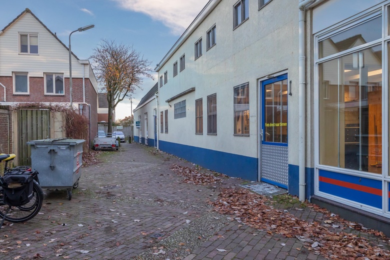 WinkelruimteaanHoofdstraat 144<br/> inSassenheim