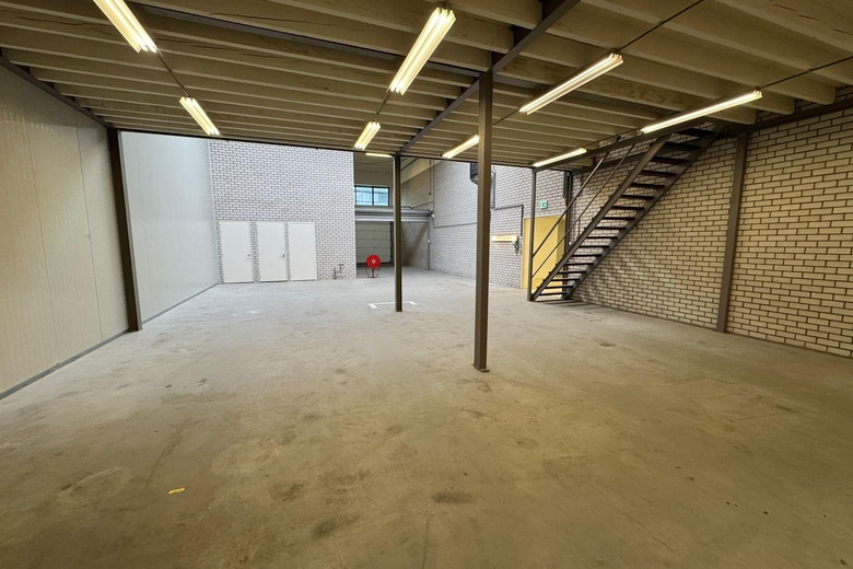 BedrijfsruimteaanKasteleinenkampweg 11 B<br/> inDen Bosch