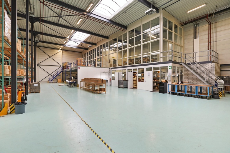 BedrijfsruimteaanAntennestraat 40<br/> inAlmere