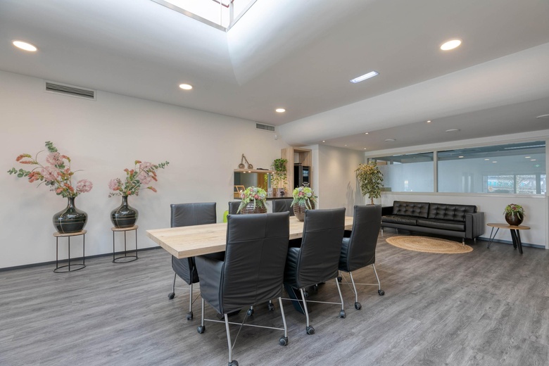 KantoorruimteaanAmbachtsweg 46<br/> inHuizen