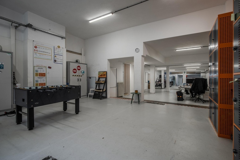 WinkelruimteaanRijnstraat 72<br/> inArnhem WinkelruimteaanRijnstraat 72<br/> inArnhem