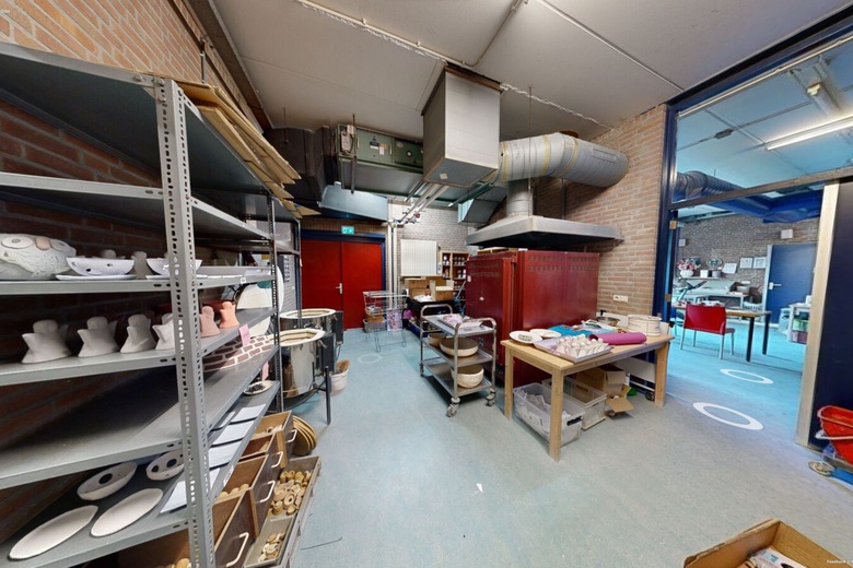 BedrijfsruimteaanHandelsstraat 45<br/> inHardenberg BedrijfsruimteaanHandelsstraat 45<br/> inHardenberg