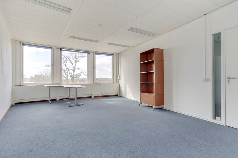 KantoorruimteaanStevinweg 2 24<br/> inZeewolde KantoorruimteaanStevinweg 2 24<br/> inZeewolde