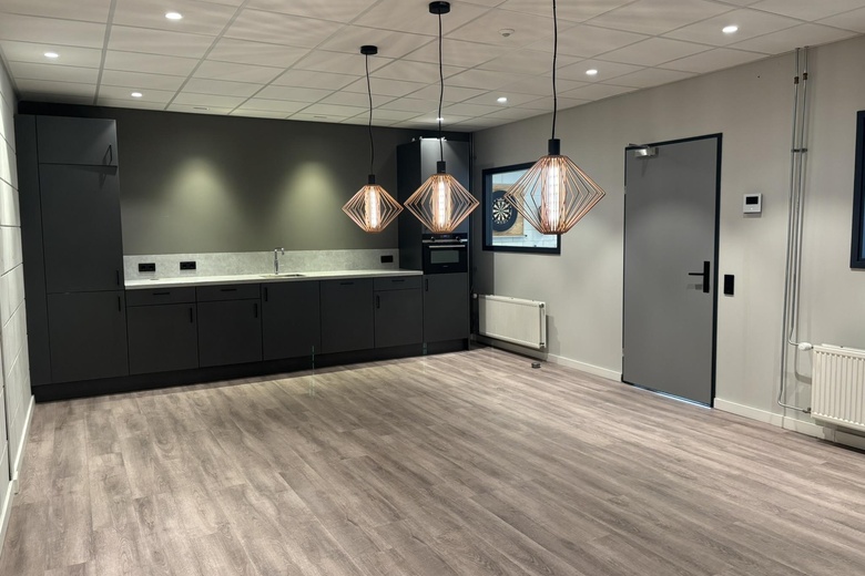 BedrijfsruimteaanElandstraat 104<br/> inCapelle aan den IJssel