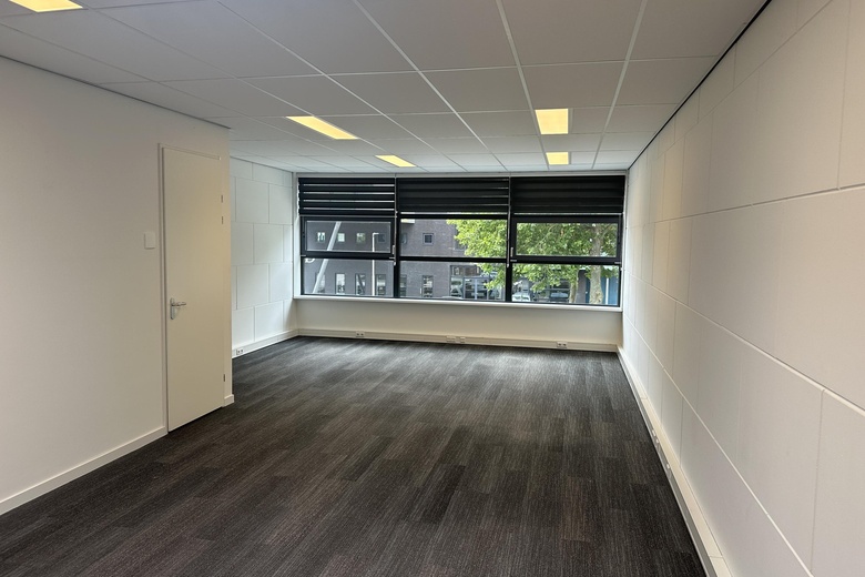 KantoorruimteaanA. van Leeuwenhoekweg 38 A 6<br/> inAlphen aan den Rijn