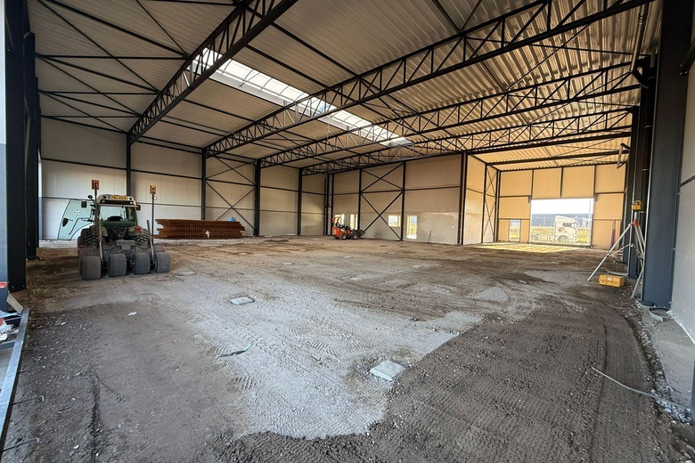 BedrijfsruimteaanPieter Hoebeeweg 4 - 8<br/> inDordrecht