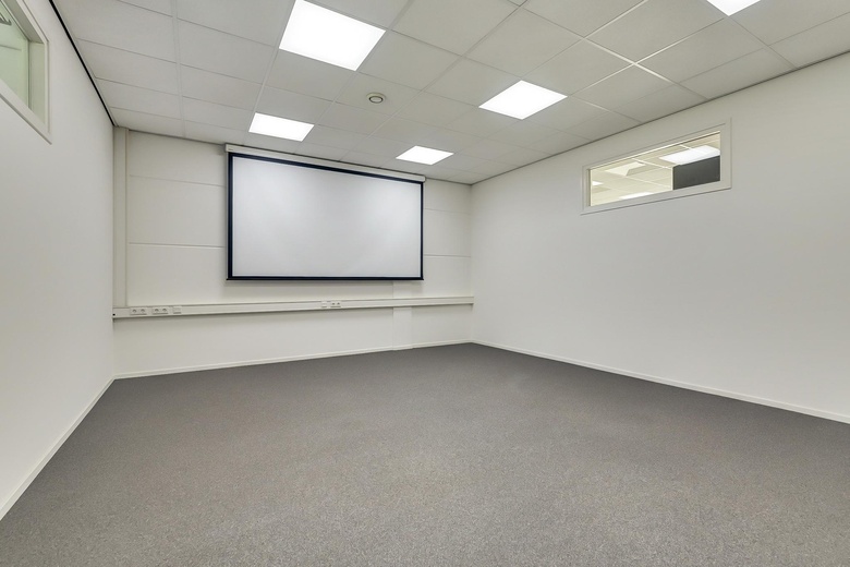 BedrijfsruimteaanKouwe Hoek 20<br/> inWaddinxveen