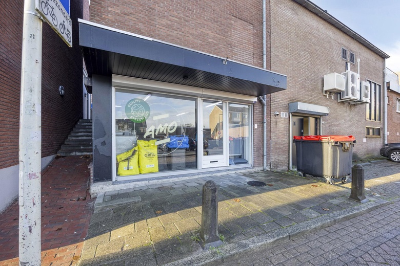 WinkelruimteaanMiddenbaan 66<br/> inBarendrecht