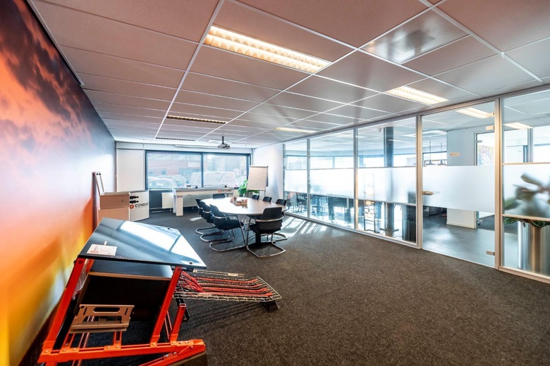 BedrijfsruimteaanAalborg 4<br/> inBarendrecht BedrijfsruimteaanAalborg 4<br/> inBarendrecht