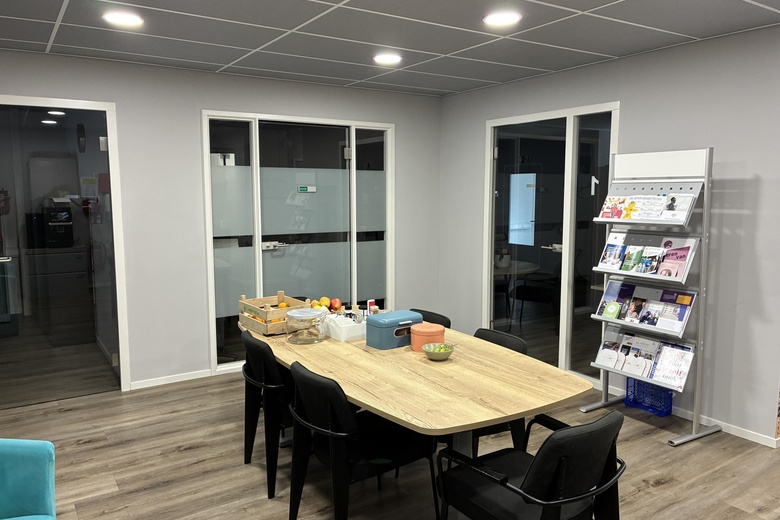 KantoorruimteaanMolenweer 2<br/> inWateringen