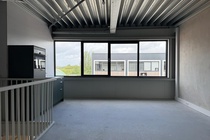 Bekijk foto 2 van eenheid 2 aan de Industrieweg 91 g in Waalwijk