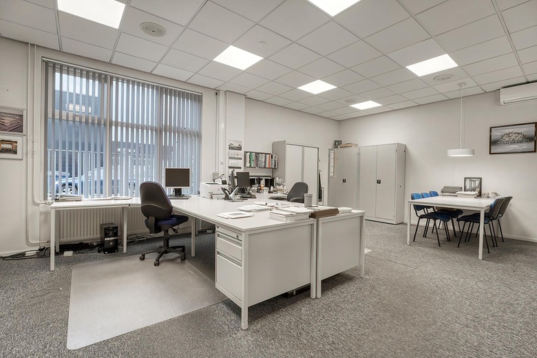 BedrijfsruimteaanWeversbaan 15<br/> inLeiderdorp