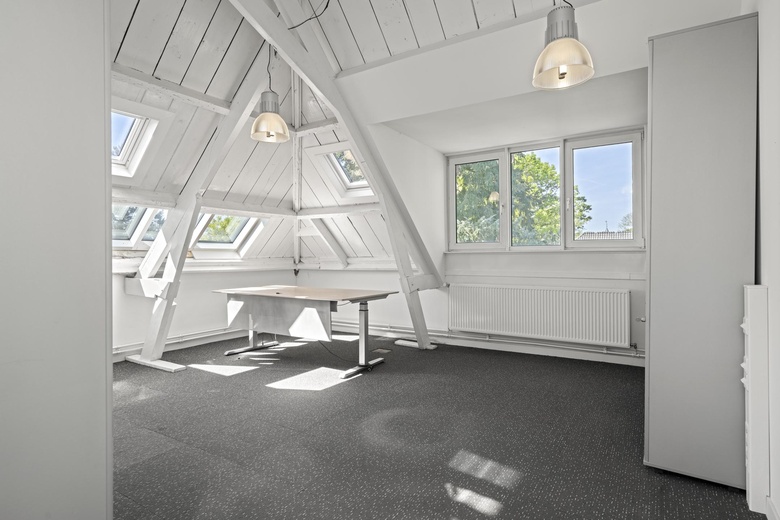 KantoorruimteaanArnhemsestraatweg 8<br/> inVelp