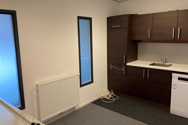 KantoorruimteaanSiloweg 642<br/> inDen Bosch KantoorruimteaanSiloweg 642<br/> inDen Bosch