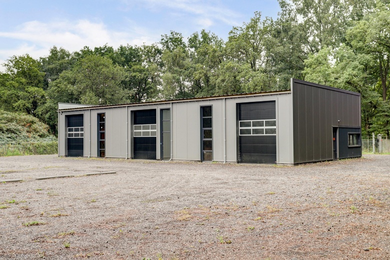 BedrijfsruimteaanOosterstraat 325 - 329<br/> inEnschede