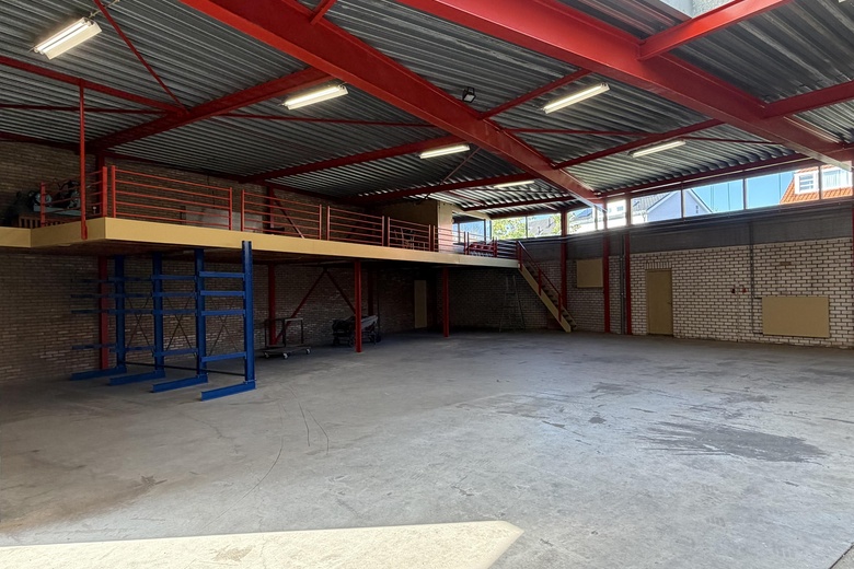 BedrijfsruimteaanBekerakker 11 B<br/> inEindhoven BedrijfsruimteaanBekerakker 11 B<br/> inEindhoven