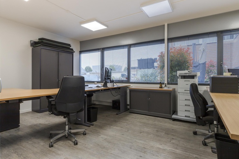 BedrijfsruimteaanKalkovenweg 14<br/> inAlphen aan den Rijn BedrijfsruimteaanKalkovenweg 14<br/> inAlphen aan den Rijn