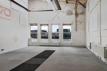 Bekijk foto 1 van eenheid 1 aan de Gedempt Hamerkanaal 189 in Amsterdam