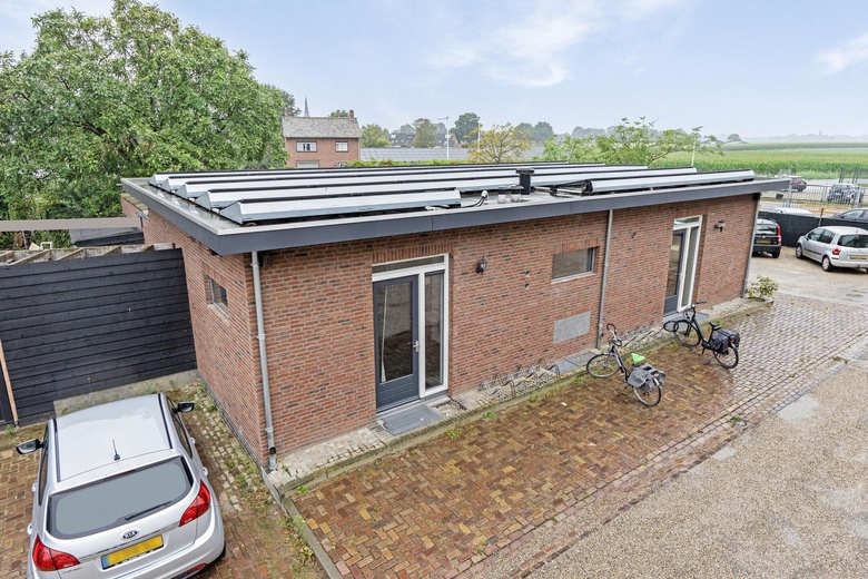 KantoorruimteaanZuivelweg 2 C<br/> inLeunen KantoorruimteaanZuivelweg 2 C<br/> inLeunen