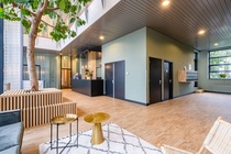 Bekijk foto 2 van eenheid 1 aan de Beechavenue 121 - 139 in Schiphol-Rijk