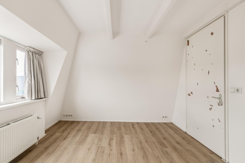 WinkelruimteaanZeestraat 44<br/> inBeverwijk WinkelruimteaanZeestraat 44<br/> inBeverwijk