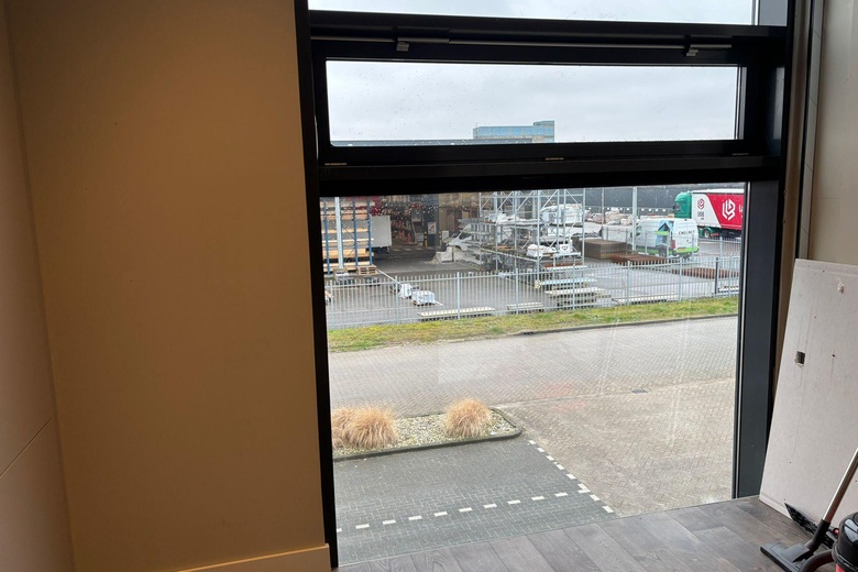 BedrijfsruimteaanSiloweg 13<br/> inDen Bosch BedrijfsruimteaanSiloweg 13<br/> inDen Bosch